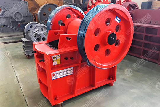 颚式破碎机 颚式破碎机