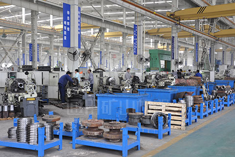 通用矿山机器生产车间